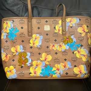 MCM Tote bag
